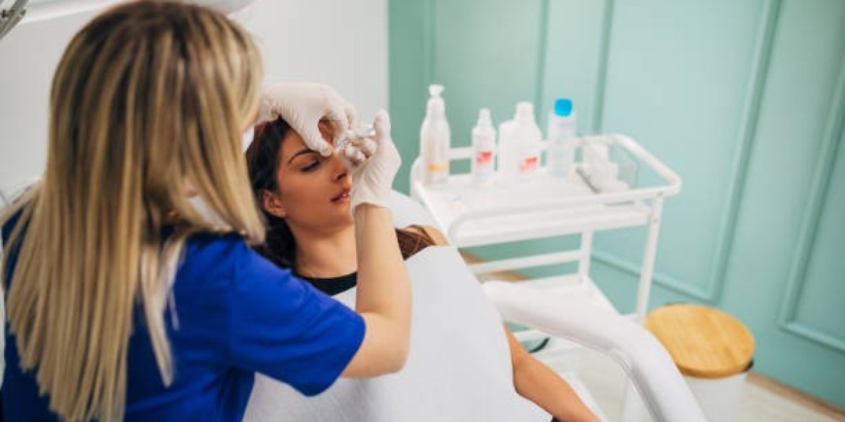 Rhinoplasty for Boxy Tip Nose Refinement