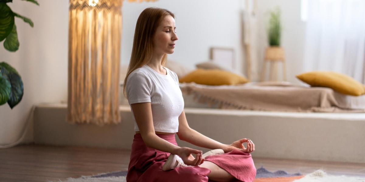 How a Meditation Routine Improves Focus and Clarity