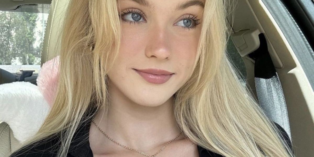 Booking Hyderabad Escorts Safely: Tips for Privacy and Comfort