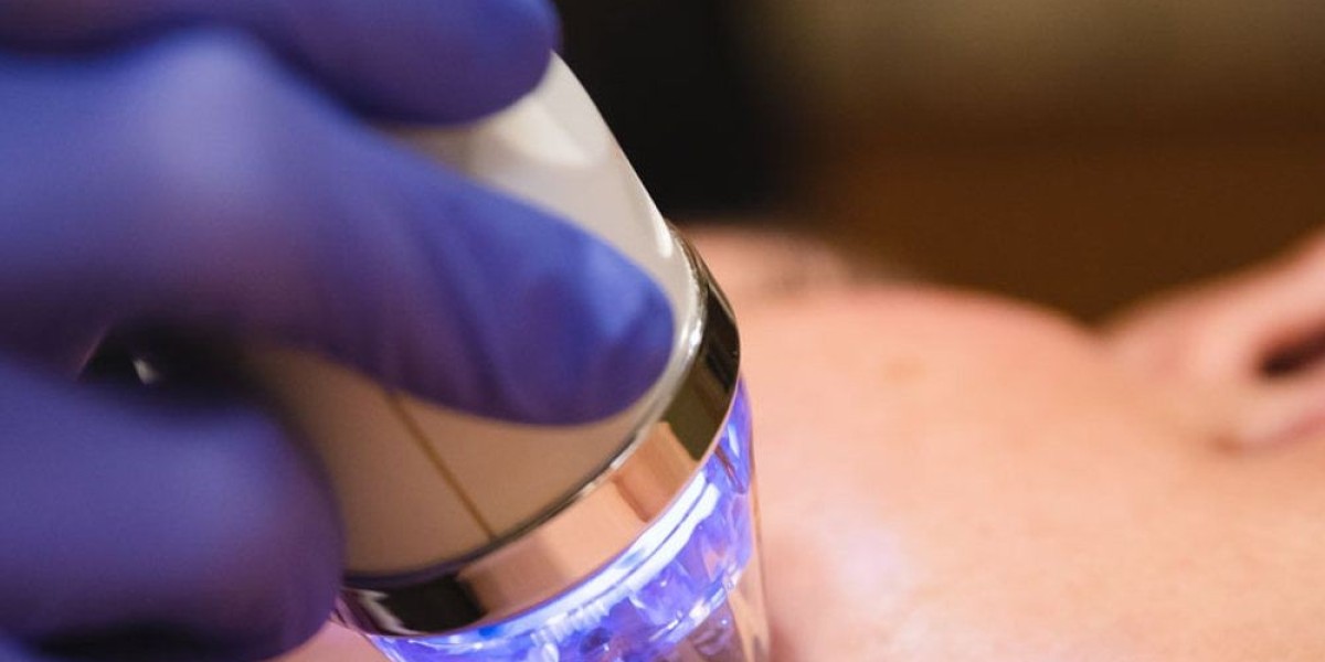 The Rising Demand for HydraFacial Treatment in Dubai: Here’s Why