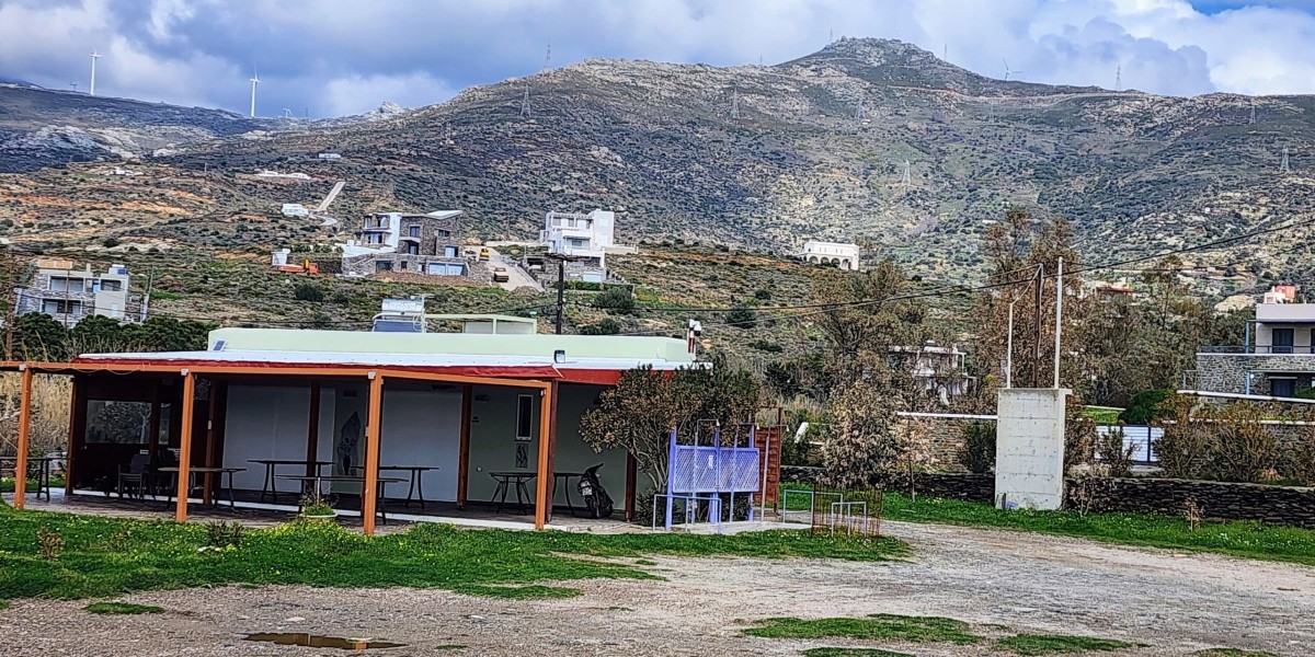 Buying Property in Greece: Mainland vs. Islands – Where Should You Invest?